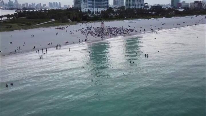 Una meditación guíada tendrá lugar en las playas de Miami por el Día de la Mujer
