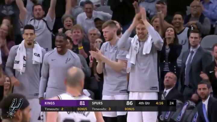 La volcada de Manu ante Sacramento - Fuente: Twitter