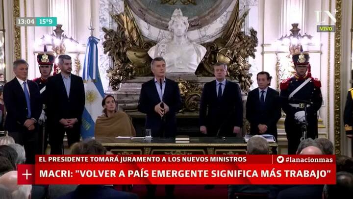 El Presidente tomó juramento a los nuevos ministros