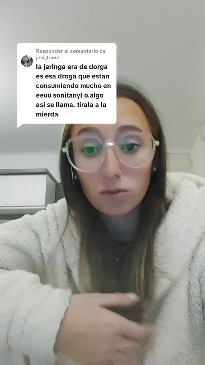 Una joven compró una campera y se llevó una desagradable sorpresa