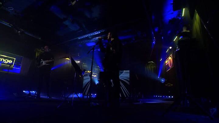 “Love” - Justin Timberlake por The XX