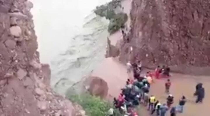 Salta: el camino angosto desapareció tras la crecida del río Pilcomayo