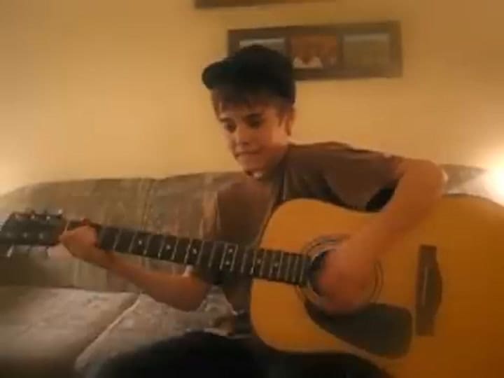 Cry Me A River - Justin Timberlake Cover - Justin Singing (Justin Bieber)