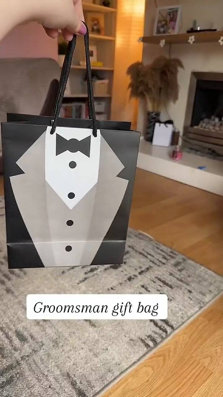 Una mujer compró las decoraciones para su boda en un lugar impensado