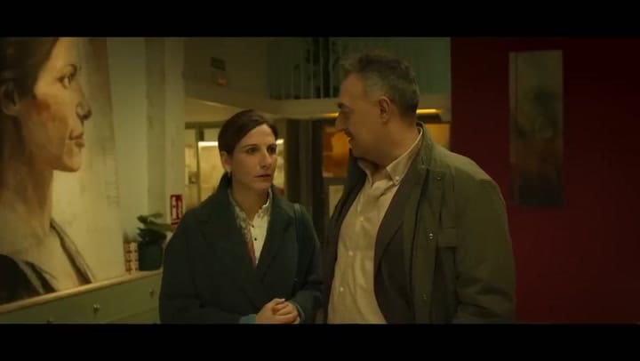 Bajo Terapia - Tráiler