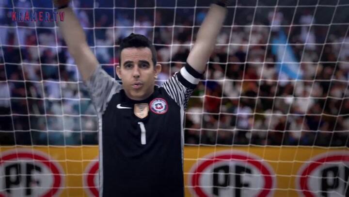 La desopilante imitación de Martín Bossi como el Pipita Higuaín errando un penal ante Chile