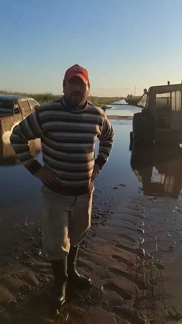 Un trabajador rural apuntó contra los funcionarios de su municipio