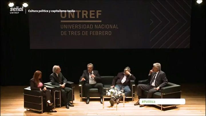 La crítica de Alberto Fernández a Bugs Bunny