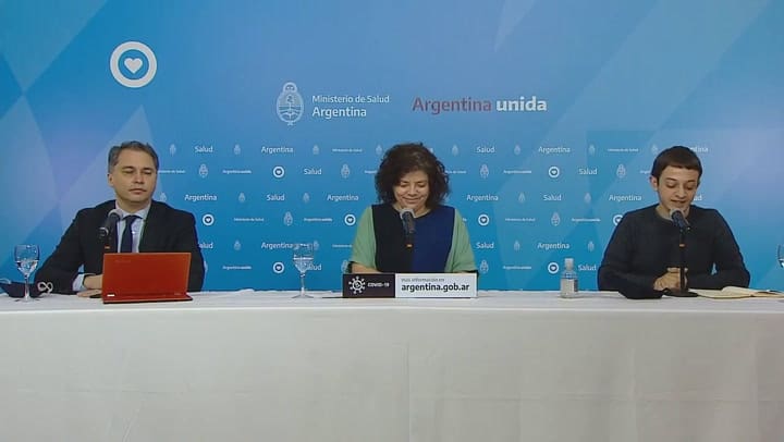 Lucas Grimson: quién es el funcionario de 19 años que habló de 'les pibis' y se volvió viral