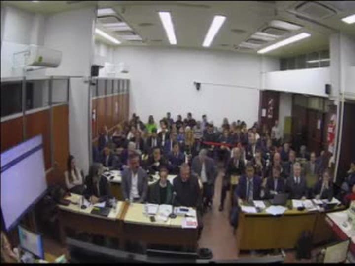 El momento en que un abogado le gritó basura a la jueza Makintach