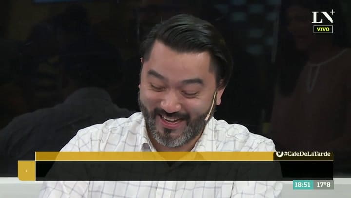 Tardó 4,69 segundos en armar un cubo mágico