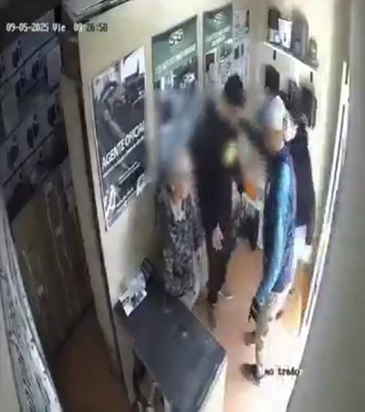 Violento asalto con amenazas
