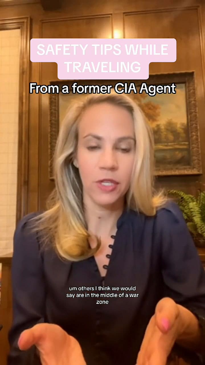 Una exagente de la CIA y del FBI reveló por qué es importante hospedarse en el piso tres de un hotel