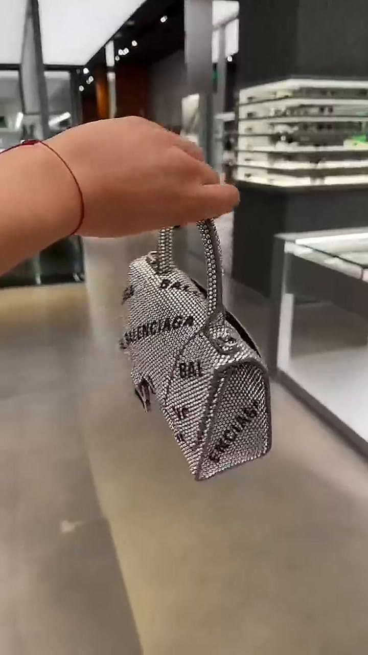 El bolso de Balenciaga más caro en EE.UU.