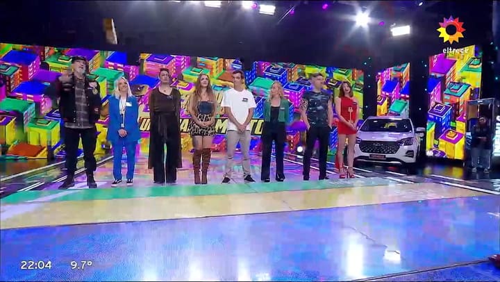 Un participante de Los 8 escalones sorprendio a Guido Kaczka con su historia familiar