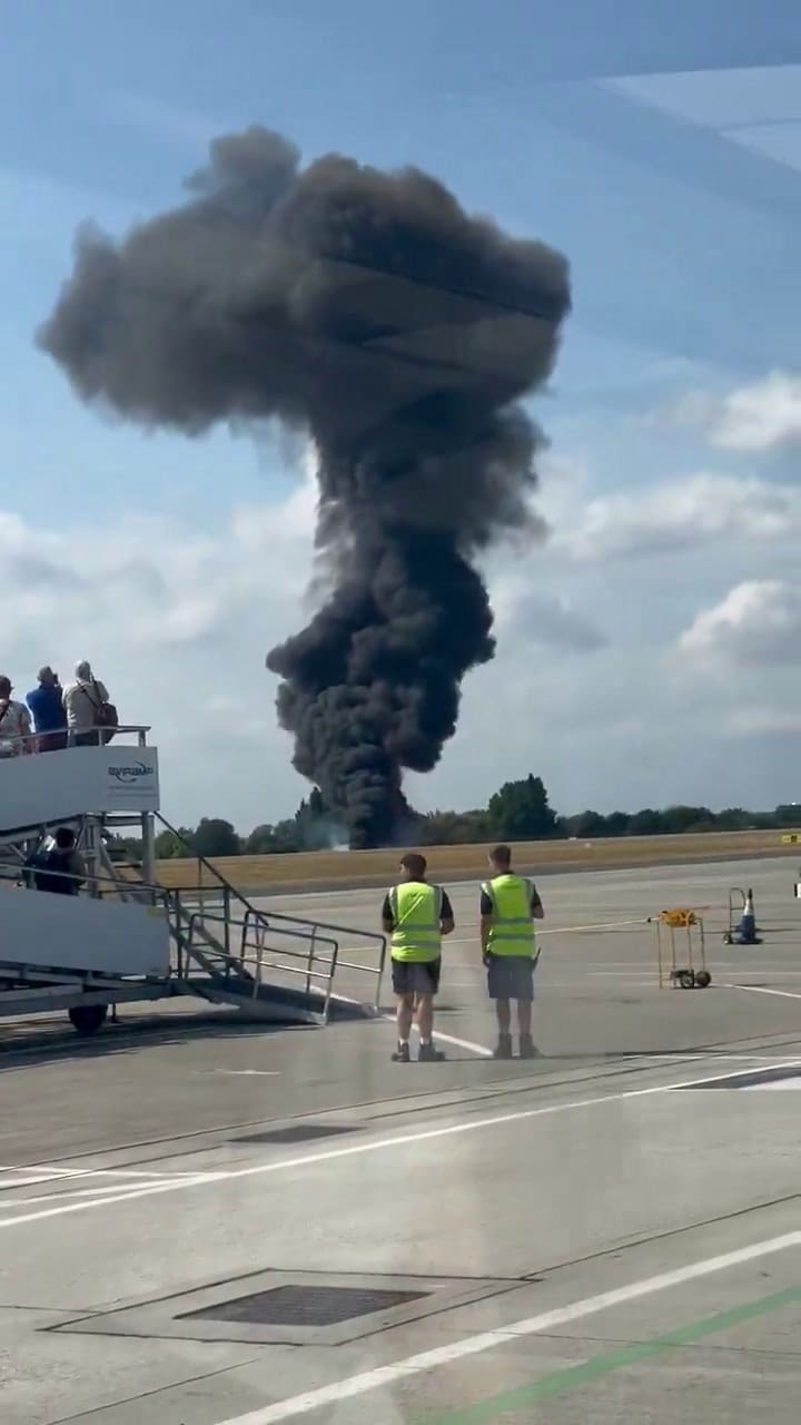 Se estrelló una avioneta en un aeropuerto al este de Londres