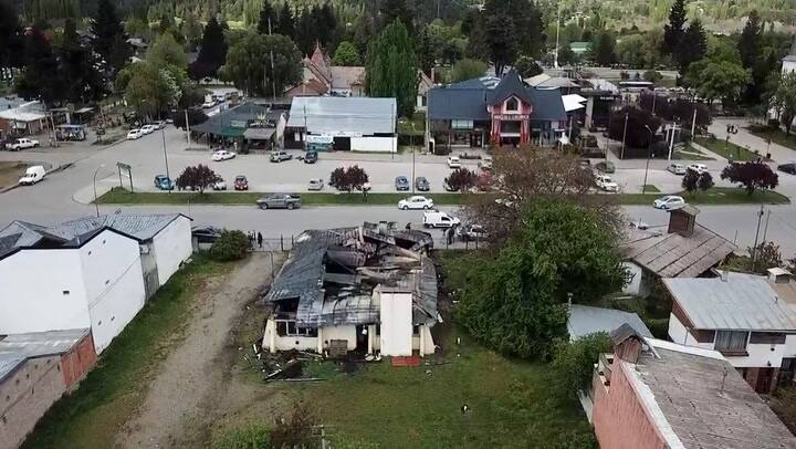 El Club Andino Piltriquitrón fue incendiado