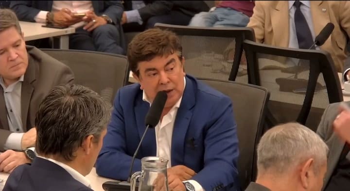 El intendente de La Matanza, Fernando Espinoza, en la comisión de Asuntos Municipales de la Cámara de Diputados