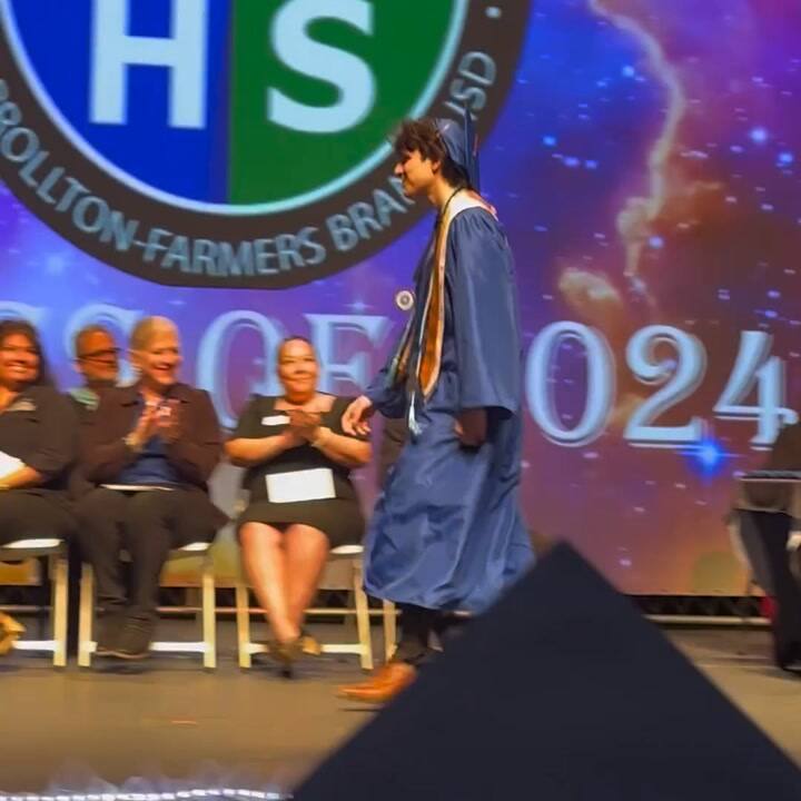 El Discurso Del Joven Estudiante que perdió a su padre antes de egresarse