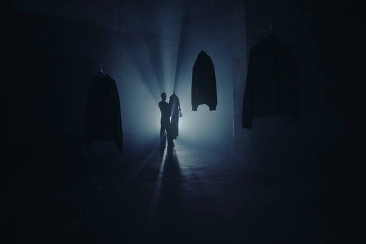 Ginebra X Corante“@corante98 Es La Fusión De Corazón Y Diamante. Viene A Hablar Del Corazón Pulido. Principalmente Es Un Proyecto Familiar Donde Esta Presente La Música Y La Moda.”8 De Marzo En @Bafweek Oficial#