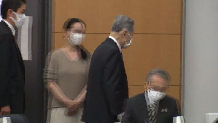 El presidente del comité organizador Tokio 2020 renunció por sus comentarios sexistas - Fuente: AFP