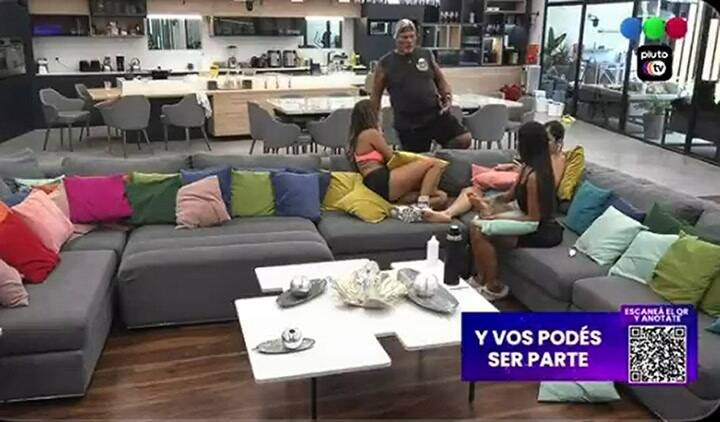 Julieta le advierte a Alfa sobre el juego de Camila