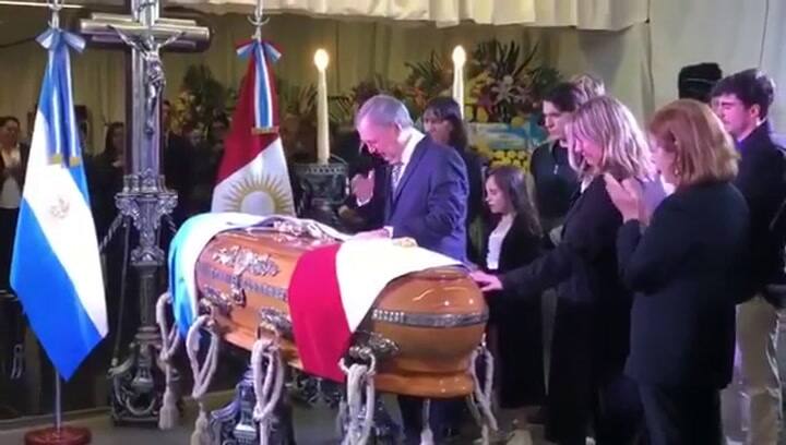 Juan Schiaretti se quebró en la despedida de José Manuel de la Sota - Fuente: YouTube