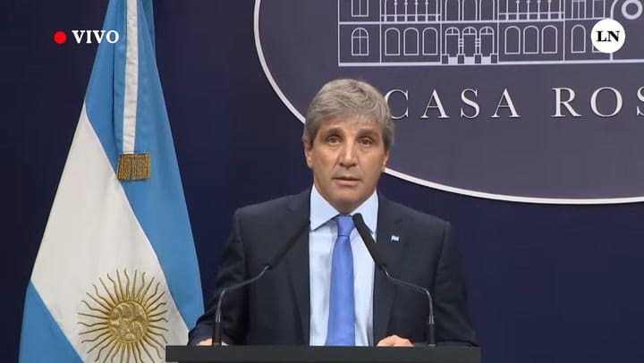 Eliminan el cepo cambiario para personas y lanzan un nuevo régimen con bandas para administrar el dólar