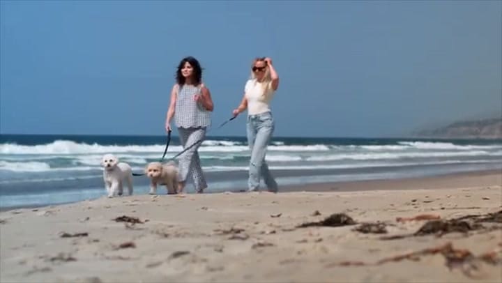 Selena Gómez volvió a la casa de Hannah Montana y mostró cómo es por dentro