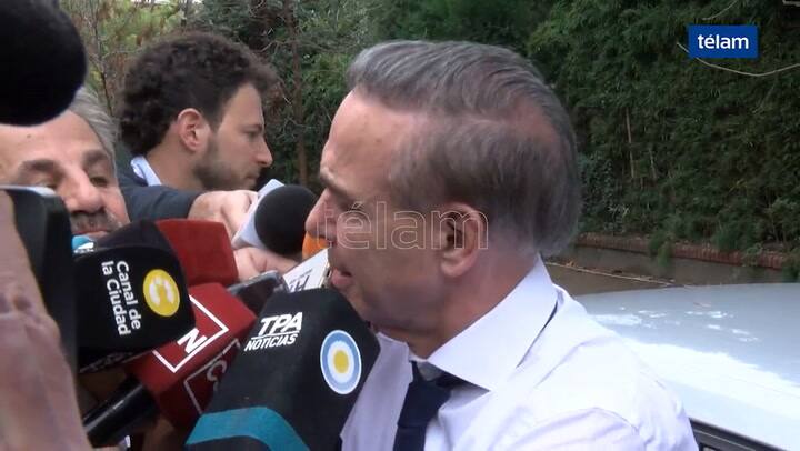 Pichetto fue a Olivos para reunirse con el presidente Macri - Fuente: Télam