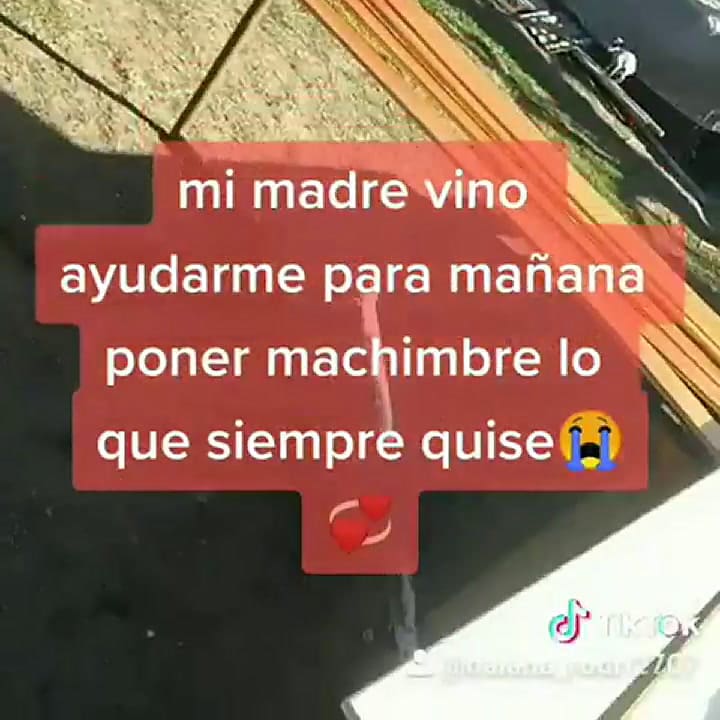 La agredieron por el estado de su techo y con la ayuda de los usuarios pudo revocarlo - Fuente: Inst