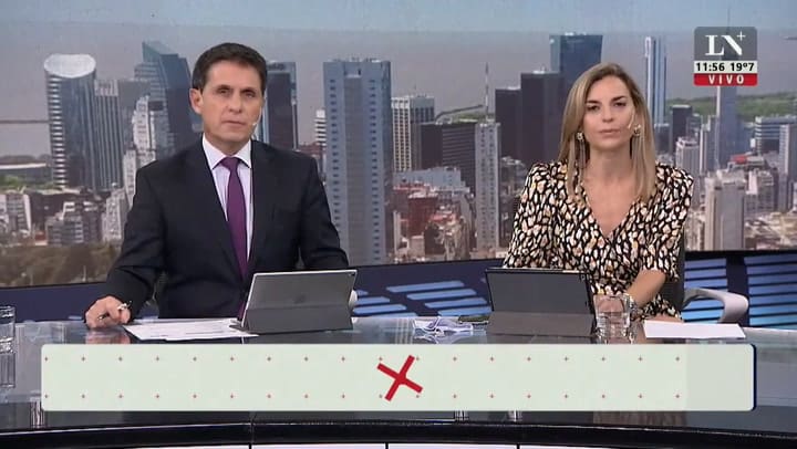 Varados en Corrientes: 'Dividimos un pollo entre 50 personas'