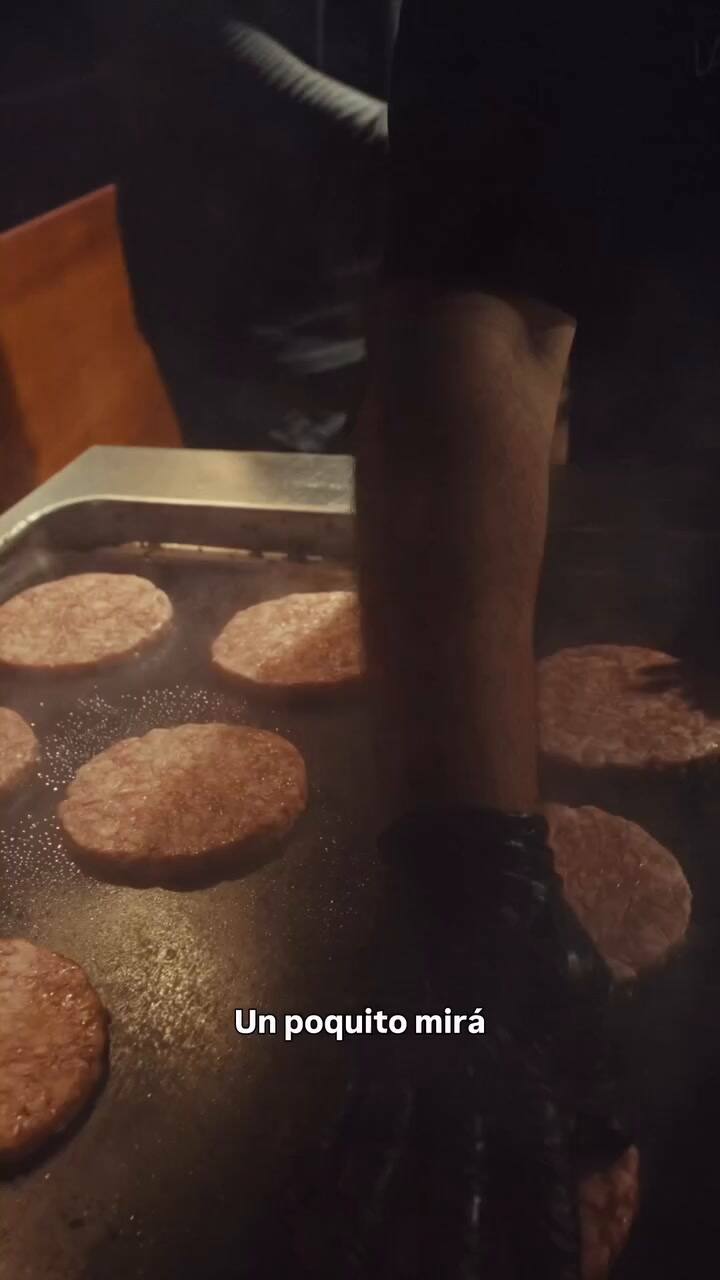 El momento de la coronación como mejor hamburguesa del mundo