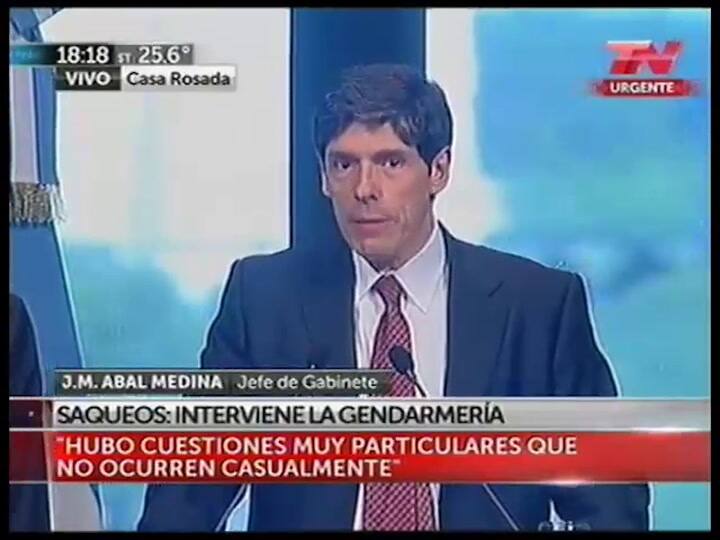 Abal Medina lee el decreto de restitución de La Rural (TN)