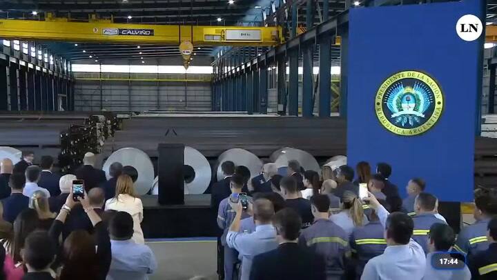 El discurso de Javier Milei desde una empresa en San Nicolás