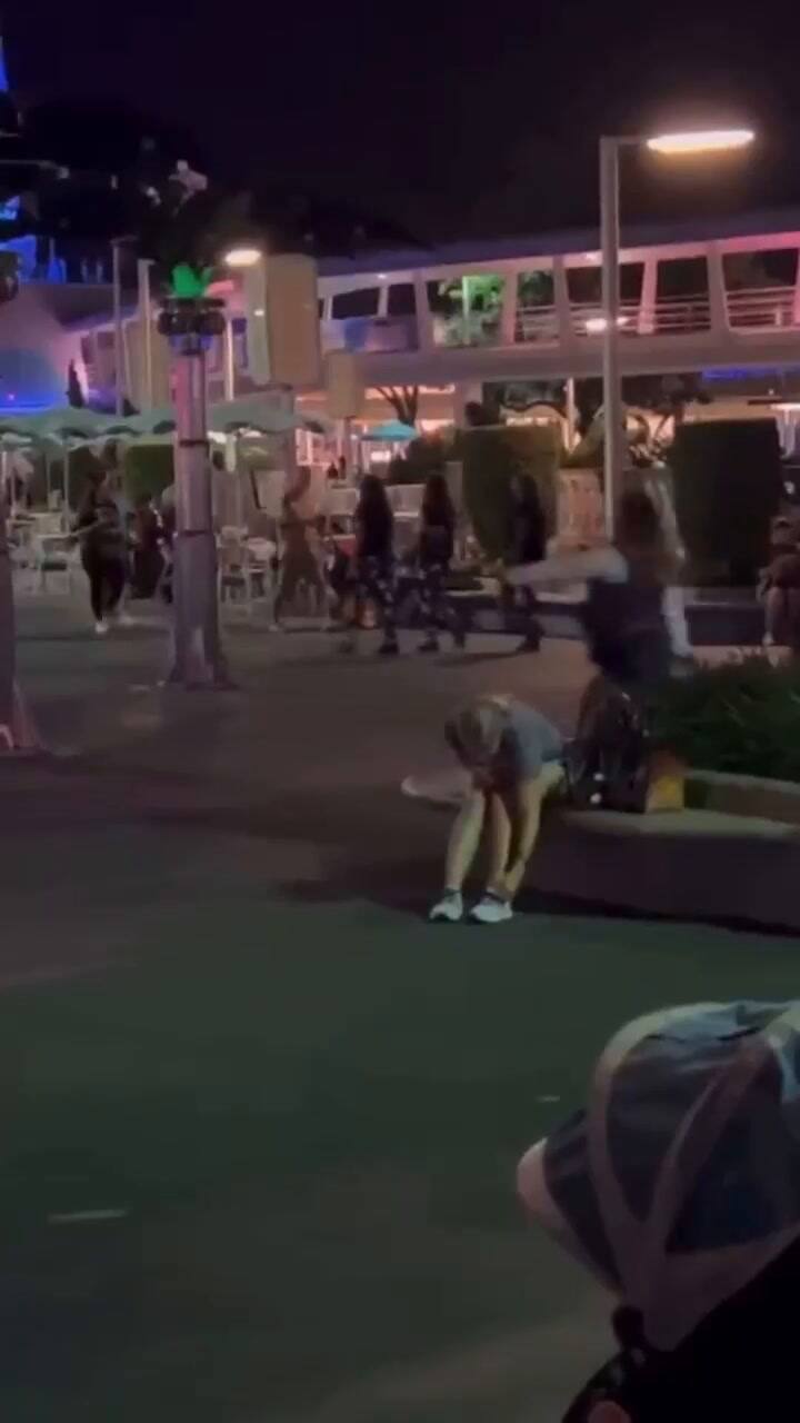 La imagen de Ariana y Elthon juntos en Disney