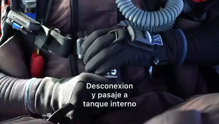 Alejandro Montagna, salto récord con wingsuit