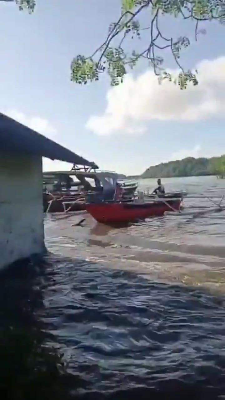 Se reportaron olas y subidas del nivel del mar en islas del mar de Molucas