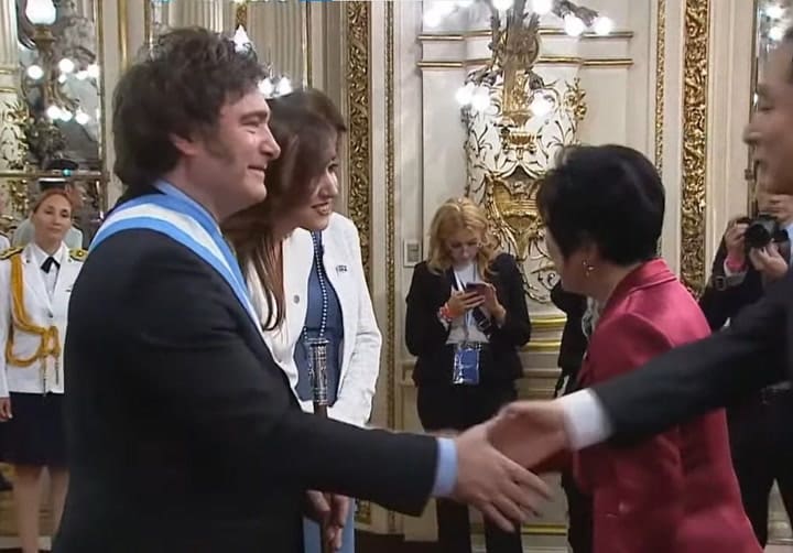 Villarruel hablando en japonés