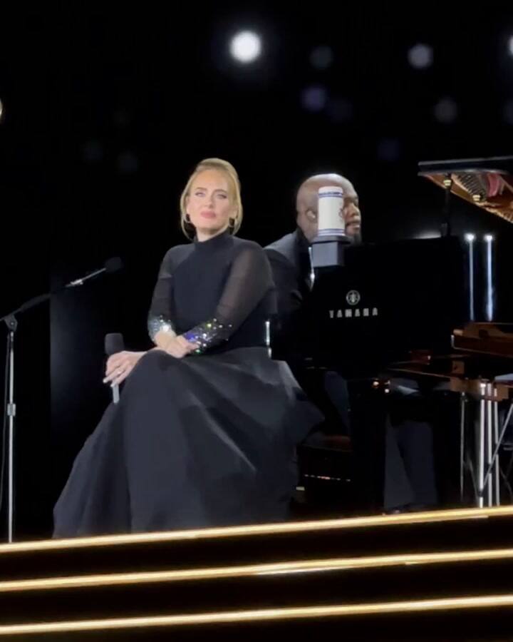 Adele apoyó la propuesta de matrimonio a Juan Manuel Caballé