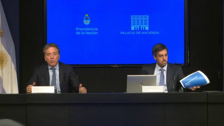 Nicolás Dujovne expuso los números del déficit fiscal - Fuente: Casa Rosada