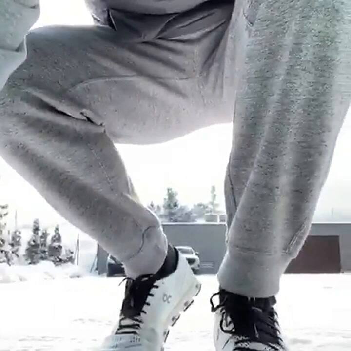 Roger Federer continúa practicando en su casa - Fuente: Instagram