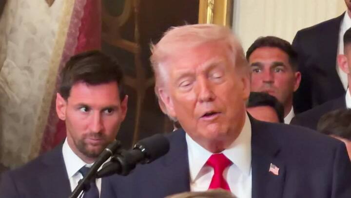 Messi, sonriente al escuchar a Trump en la Casa Blanca