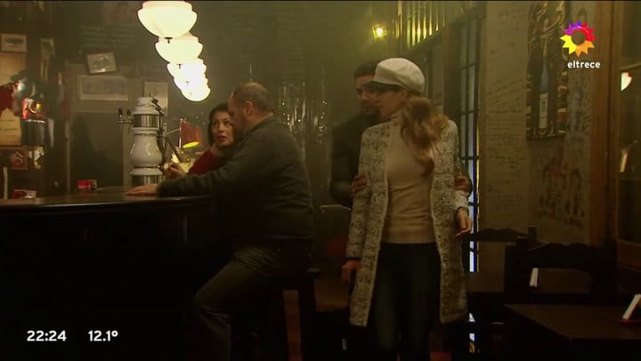 Las Estrellas: Mariano y Lucía dan rienda suelta a su amor