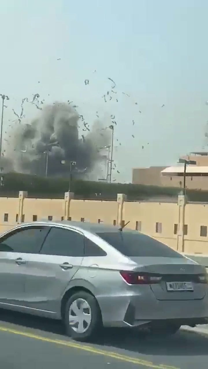 Irán ataca el cuartel general de la Quinta Flota en Bahrein