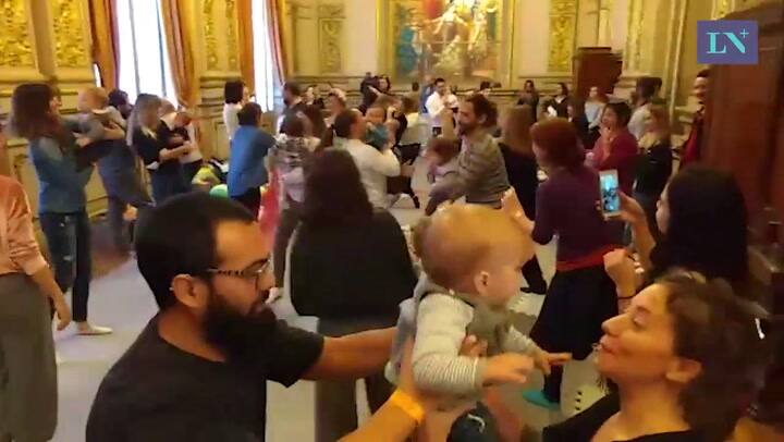 Bebés al Colón: un concierto para acercar a los más chicos a la música