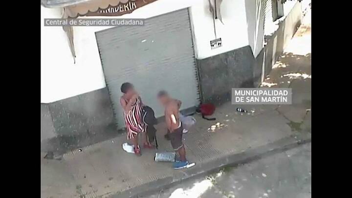 El registro de la golpiza a una mujer en la calle - Fuente: Municipalidad de San Martín