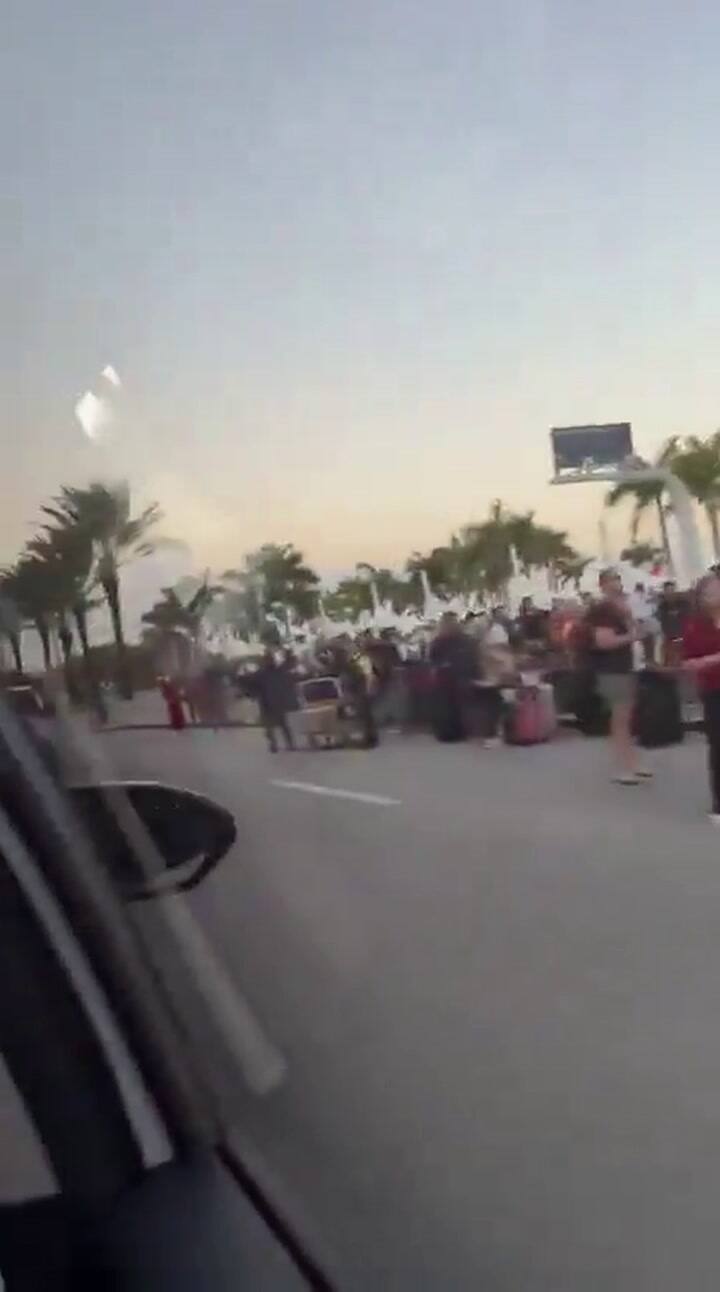 En las redes sociales circulan videos de la evacuación del aeropuerto de Miami