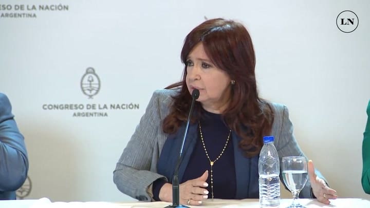 Cristina Kirchner criticó a Patricia Bullrich por un tuit