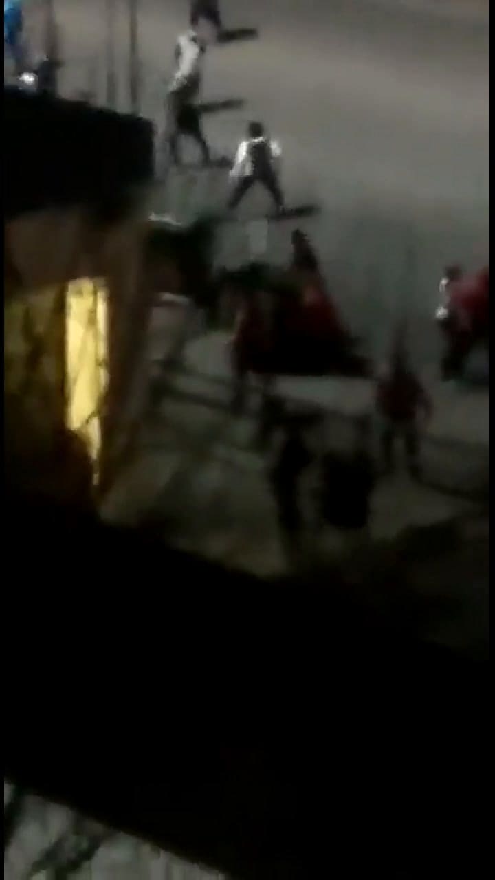 Hinchas de River y de Racing protagonizaron una batalla campal